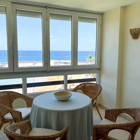 Gemuetliches Mit Tollem Meerblick דירה